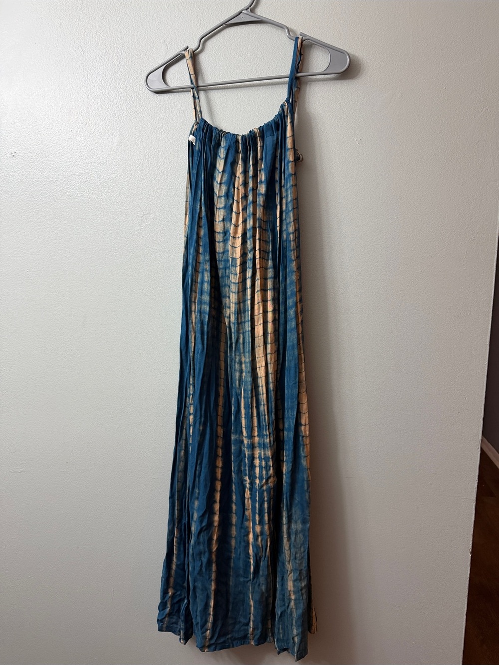 Le salty label zuri maxi dress Blue and Beige Tie-Dye small/medium